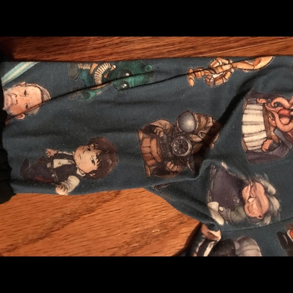 Star Wars Boutique Capris - 2t - Picture 3 of 3